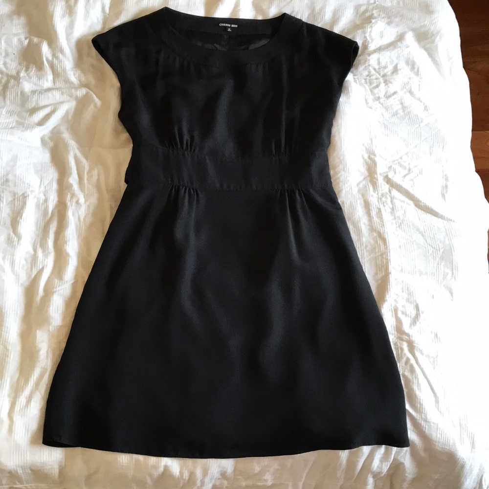 Black cap sleeve Gianni Bini Cocktail dress